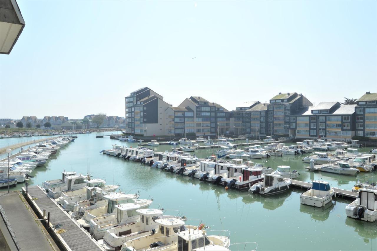 Appt lumineux - Avec balcon à 400m de la plage Courseulles-sur-Mer Exterior foto